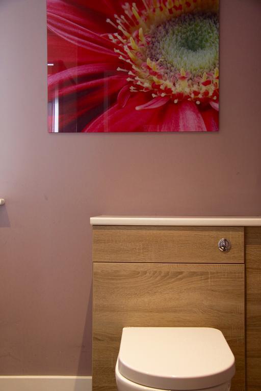 Lux Living Apartments - Florian House CBG Екстериор снимка